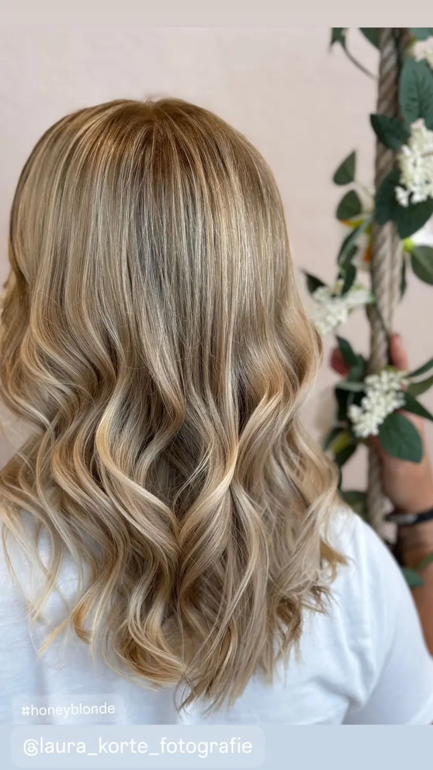 Rossella Hair and Makeup Artist  — Greven — Haarstyling